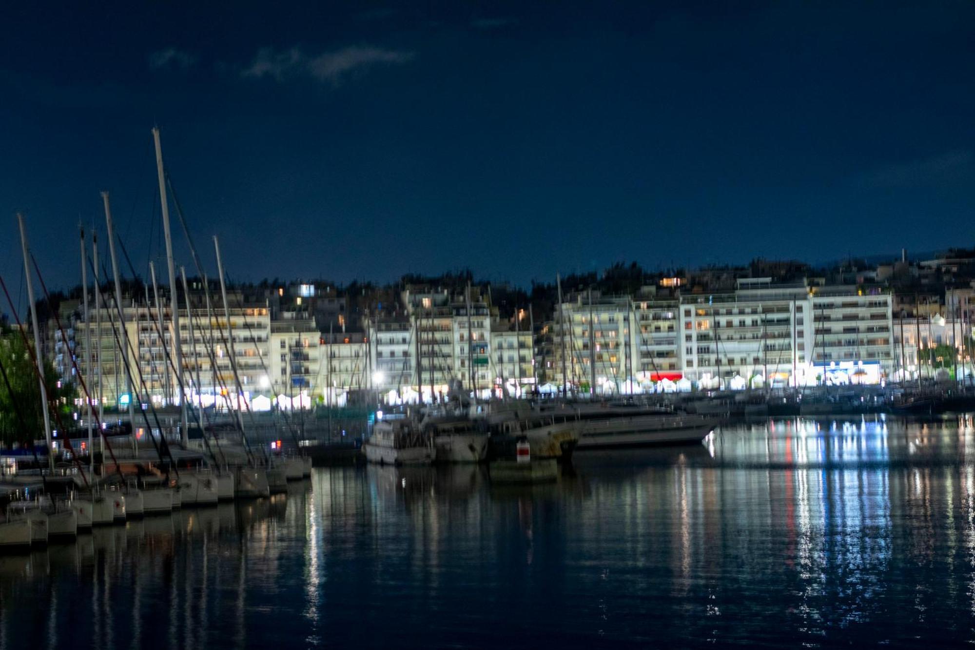 Magnificent Marina Zeas Apartment Piraeus